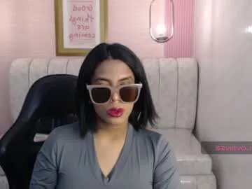 Freechat ambar_fox_s on Chaturbate