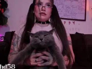 Freechat darknes_lilith18 on Chaturbate