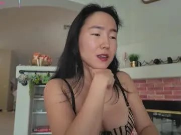 Freechat jiwon4u on Chaturbate