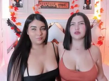 Private ninablooms01 on Chaturbate