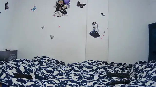 AddyStuart_ on StripChat 