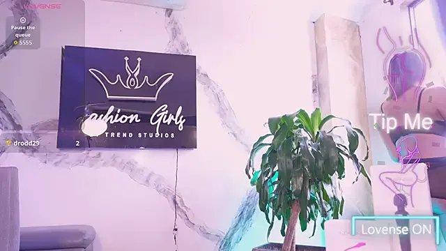 Freechat AnaRuiz on StripChat