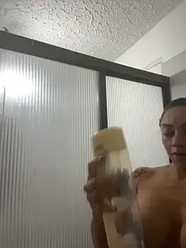 Freechat AnaRuiz on StripChat