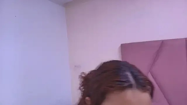 Freechat arl_chloee on StripChat