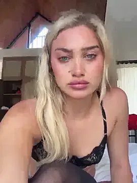 Private auriangel on StripChat