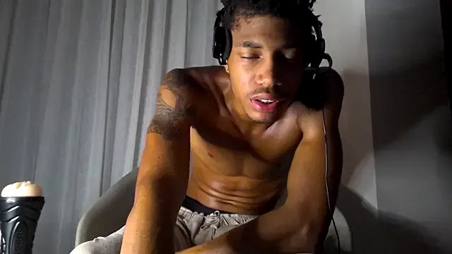 Freechat BlackBullTitus on StripChat