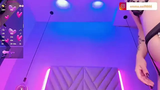 Freechat EmmaSwift_ on StripChat