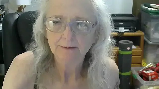 Freechat JoleneDelacroix on StripChat