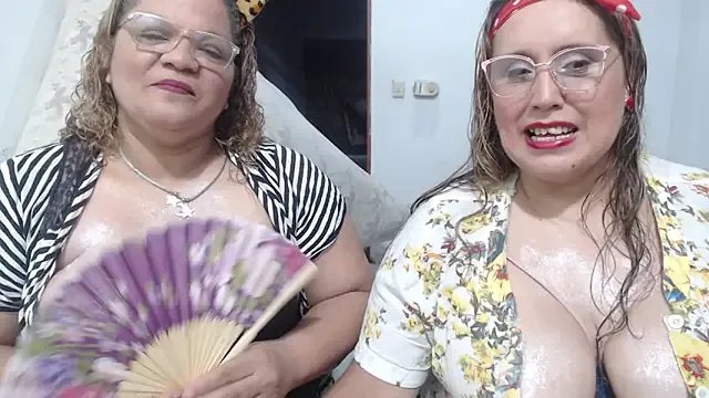 Freechat mademooms on StripChat