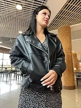 Freechat MiraReach on StripChat