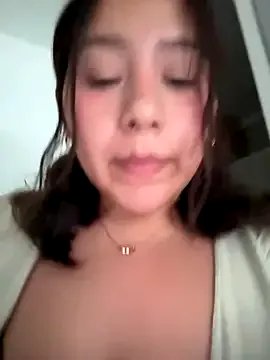 Freechat NamiNae on StripChat