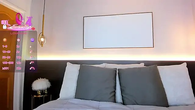 Group SolAvelar on StripChat