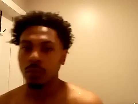 Freechat Yungandhungd on StripChat